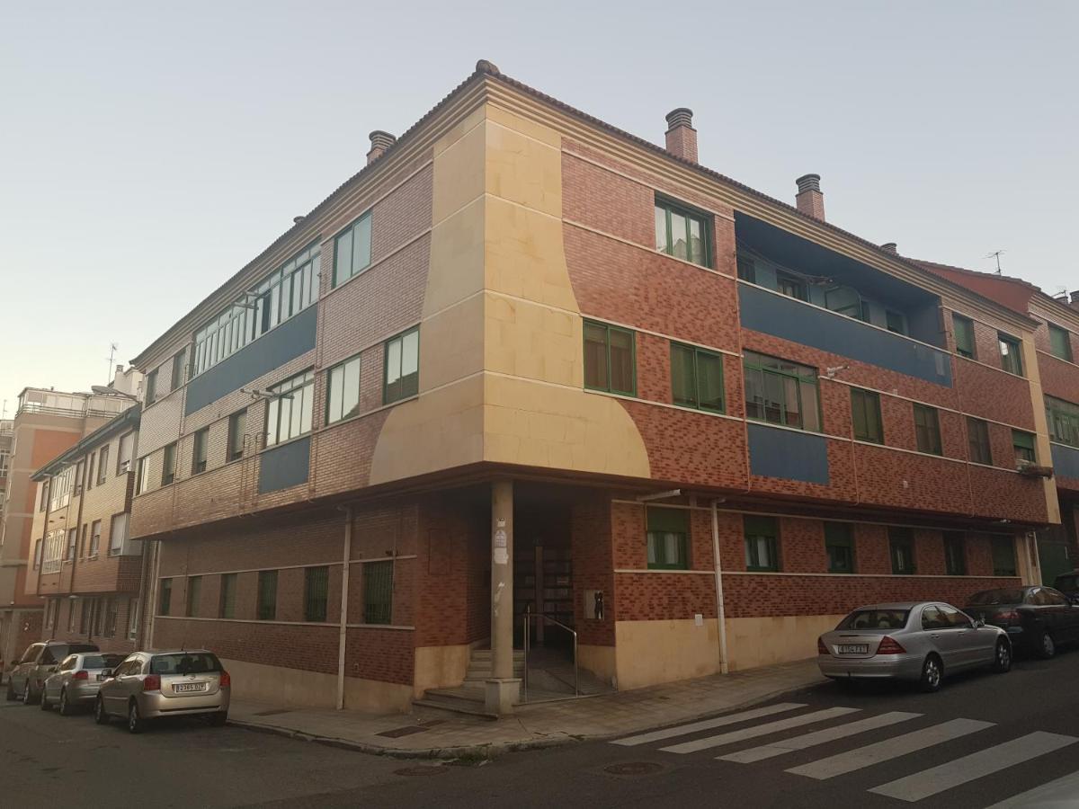 莱昂Www Goyahospitales Es公寓 外观 照片